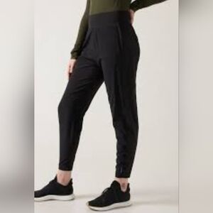 Athleta Run With It Pant Large